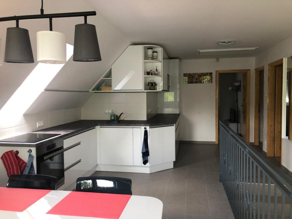 Dominik Apartmanhaz Velence Eksteriør bilde